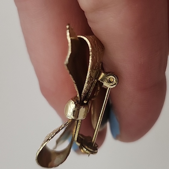 Vintage Gold Tone Heart Locket Brooch - Picture 5 of 9